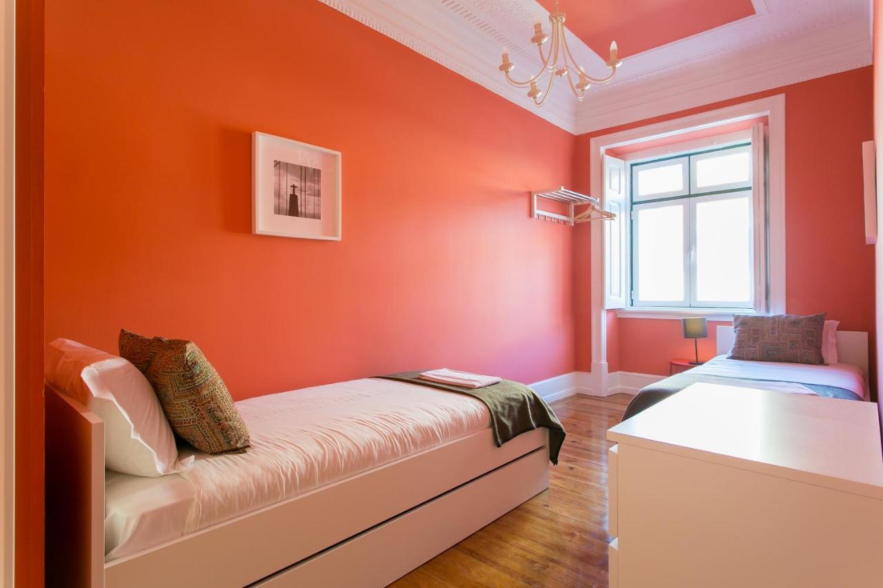 Rato By Hill Apartment *