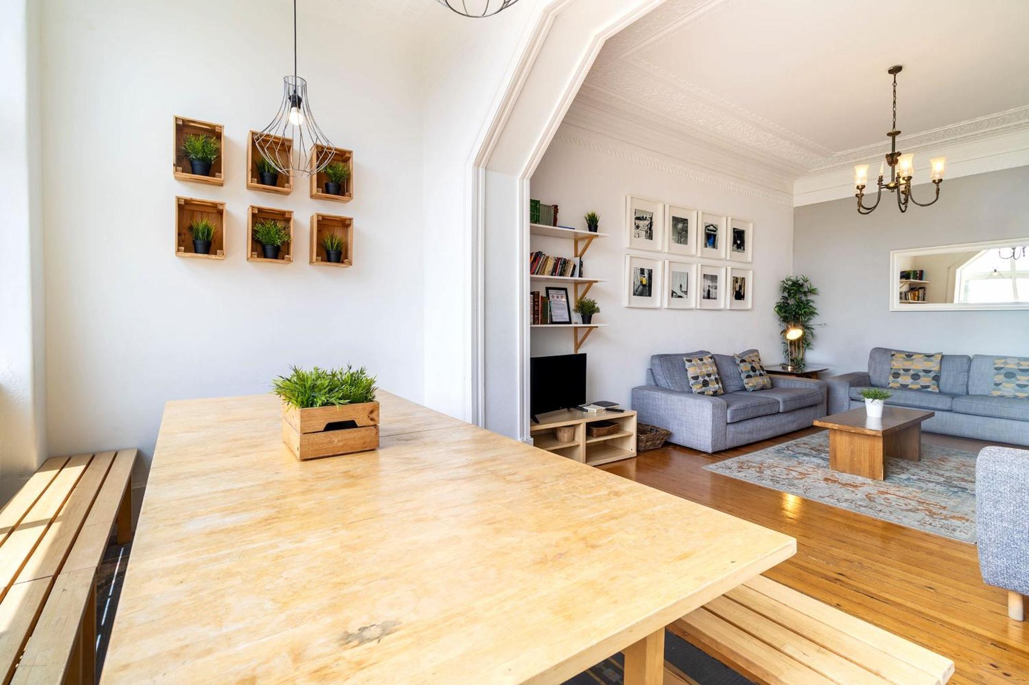 Apartment Rato By Hill