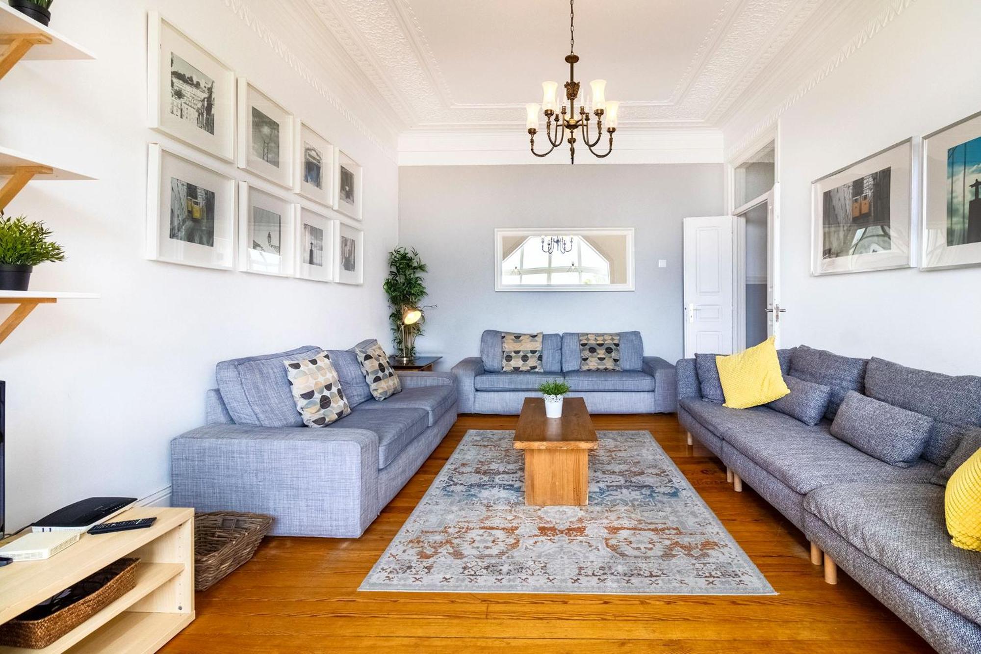 Apartment Rato By Hill Lisbon