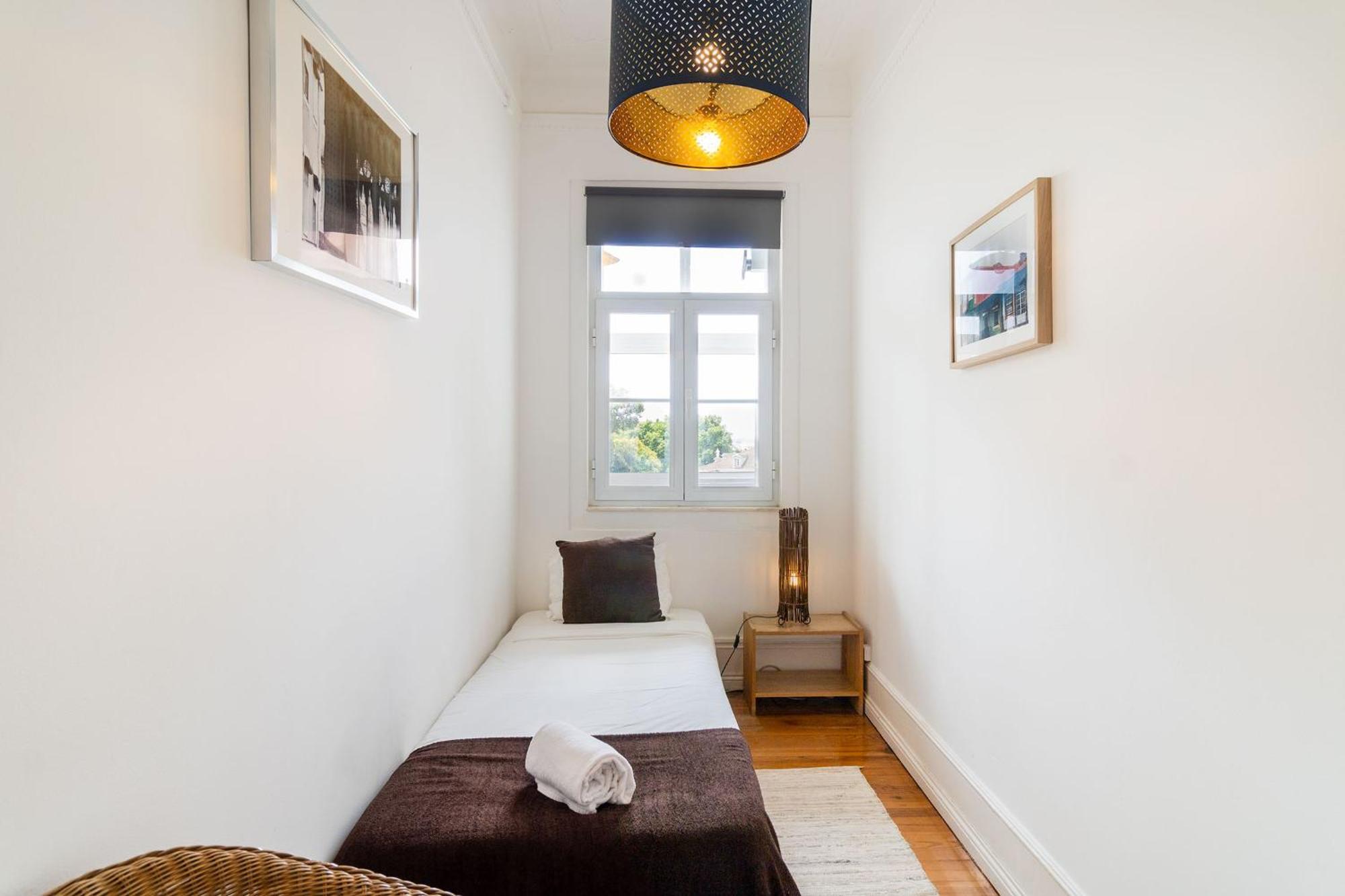 Rato By Hill Apartment *