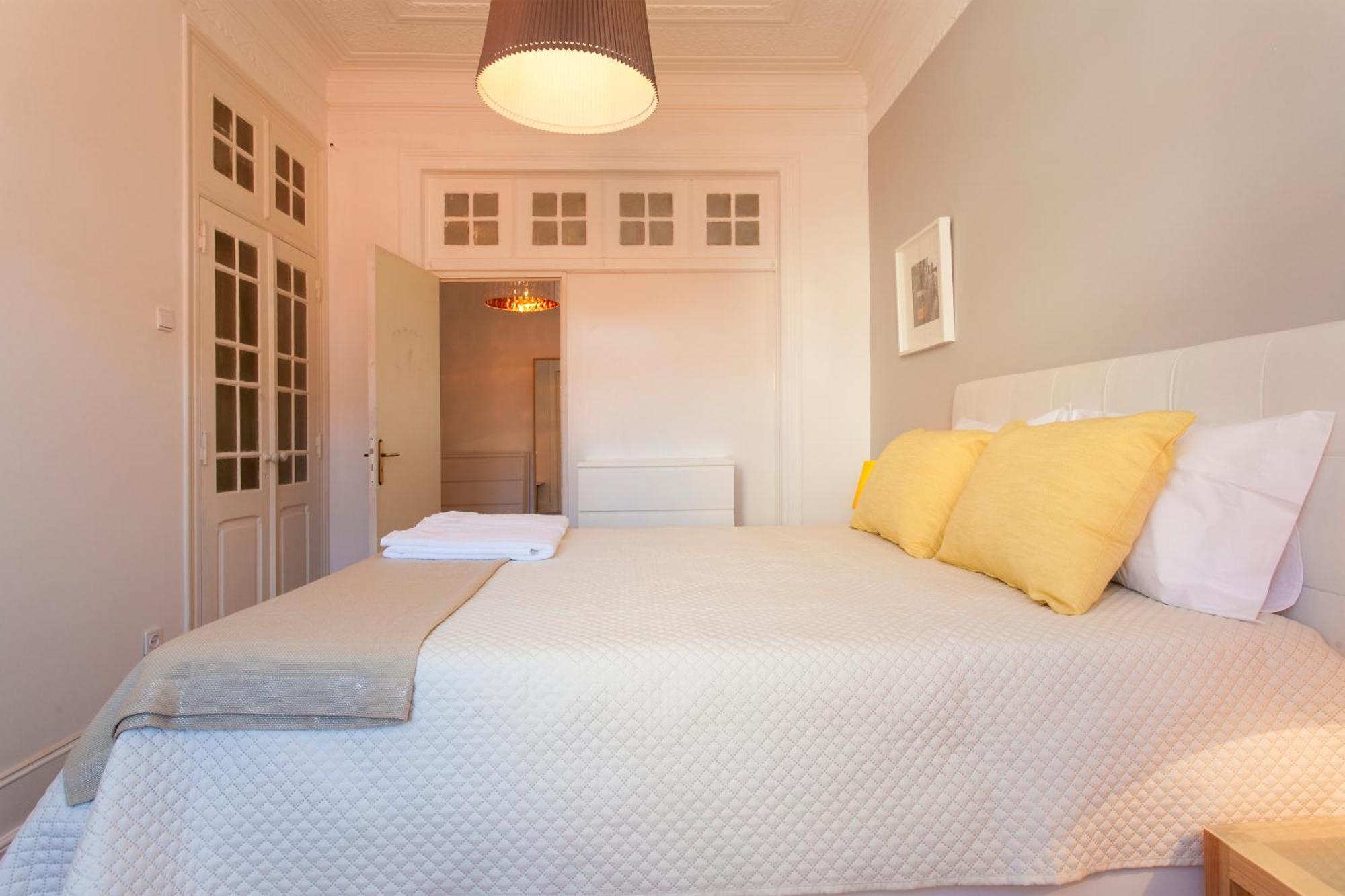 Rato By Hill Apartment Lisbon